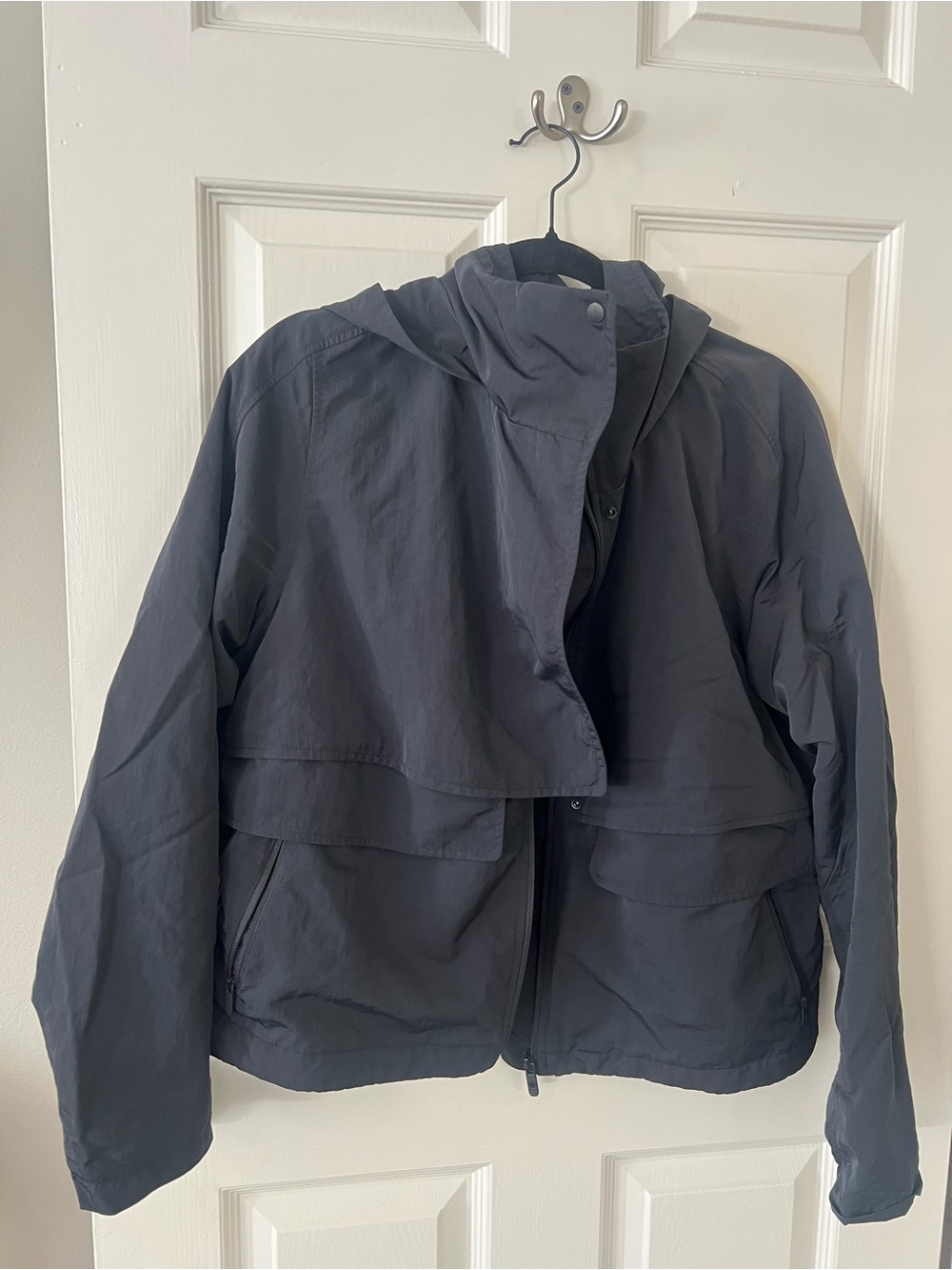 lululemon athletica Women's Hooded Rain Jacket - Charcoal Gray